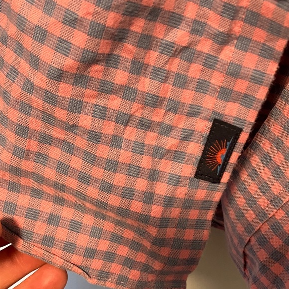 Faherty Soft Checkered Button-Up Shirt - Picture 5 of 8